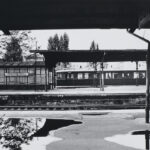 S-Bahn Charlottenburg, Berlin, 1975, 20,2 x 30,1 cm, Silbergelatineabzug auf Barytpapier, Neg.-Nr. 971-29